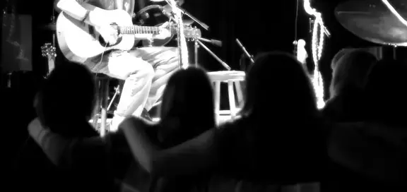 12388 IMG 1768f 1600x757